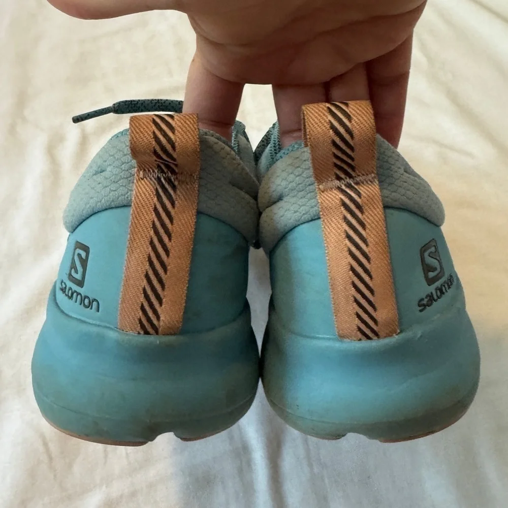 Salomon 8 Predict Soc 2 Athletic Running Shoes in Crystal Blue / Delphinium